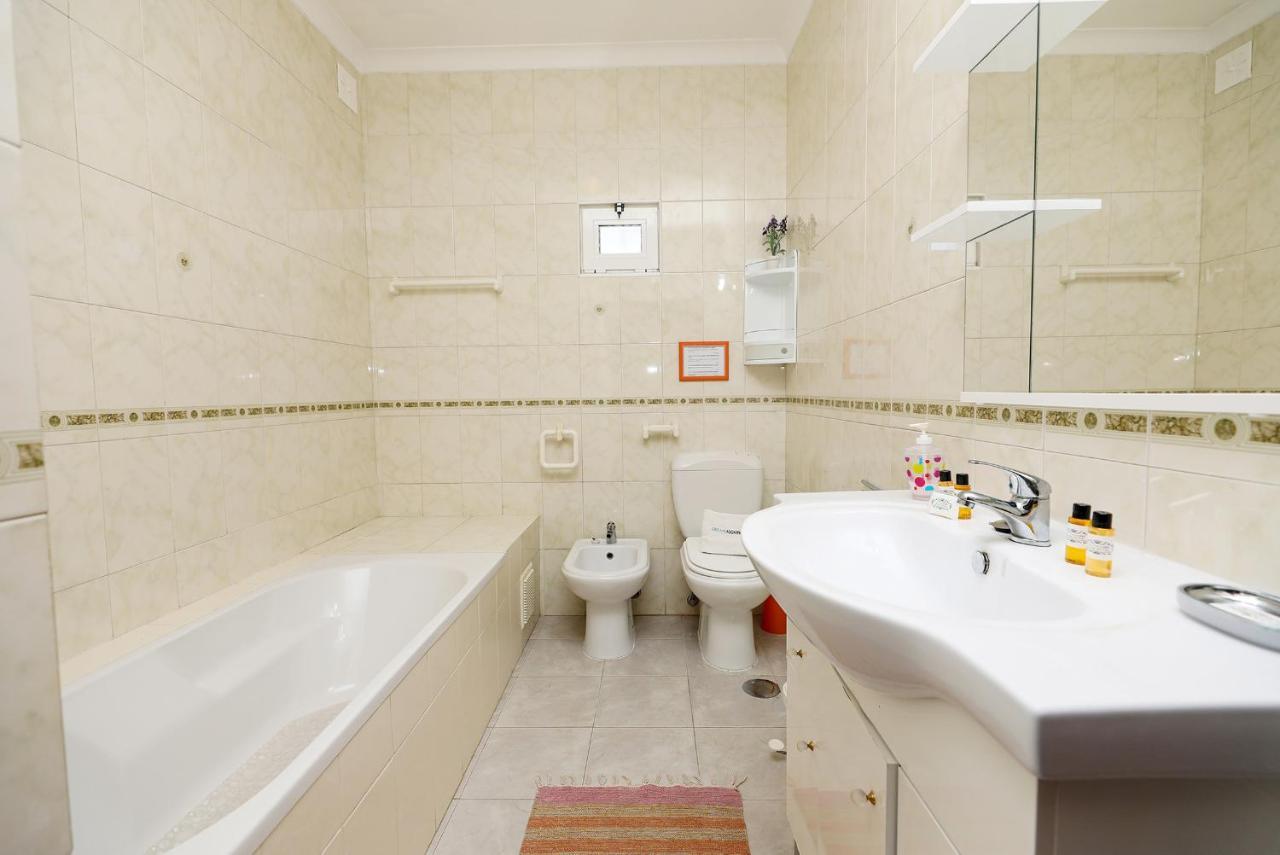 C08 - Vista Baia Apartment In Lagos Center 外观 照片