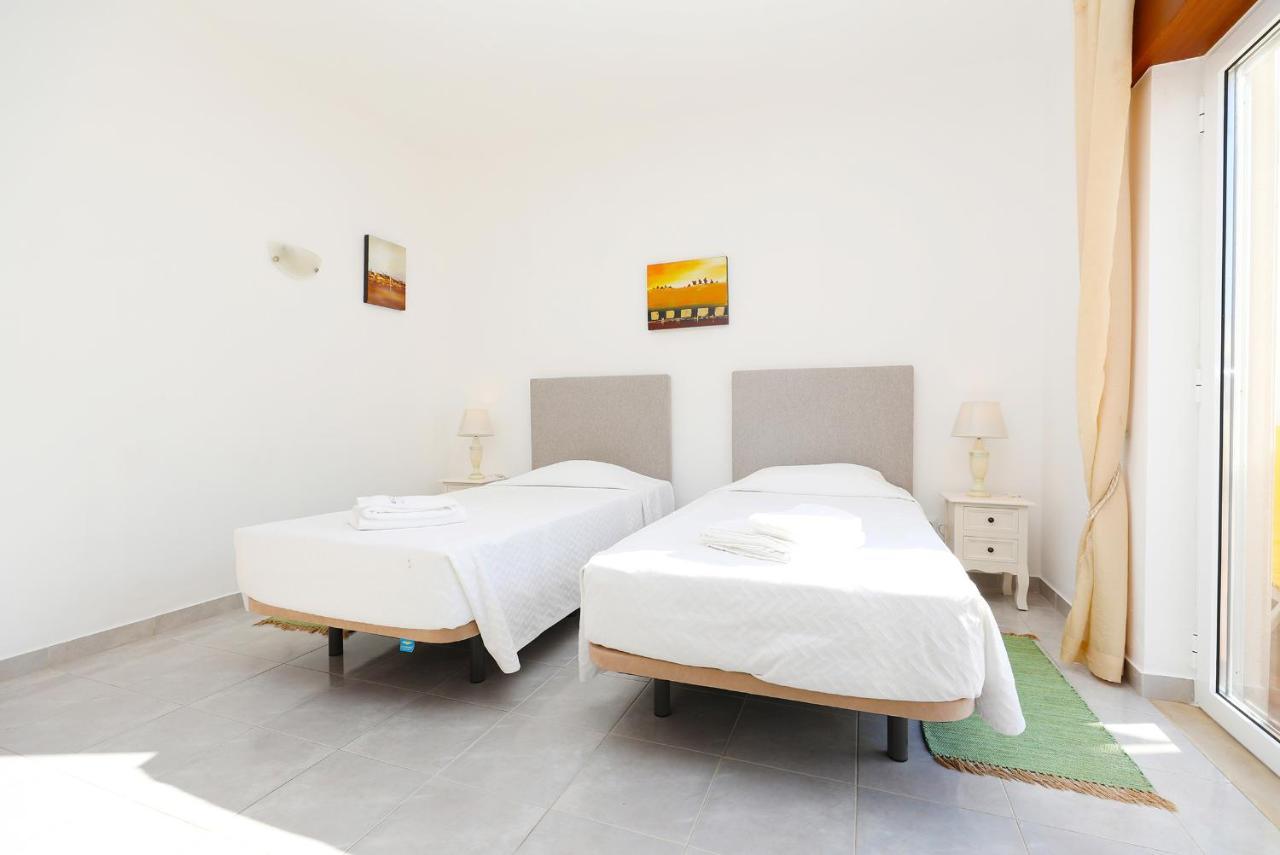 C08 - Vista Baia Apartment In Lagos Center 外观 照片